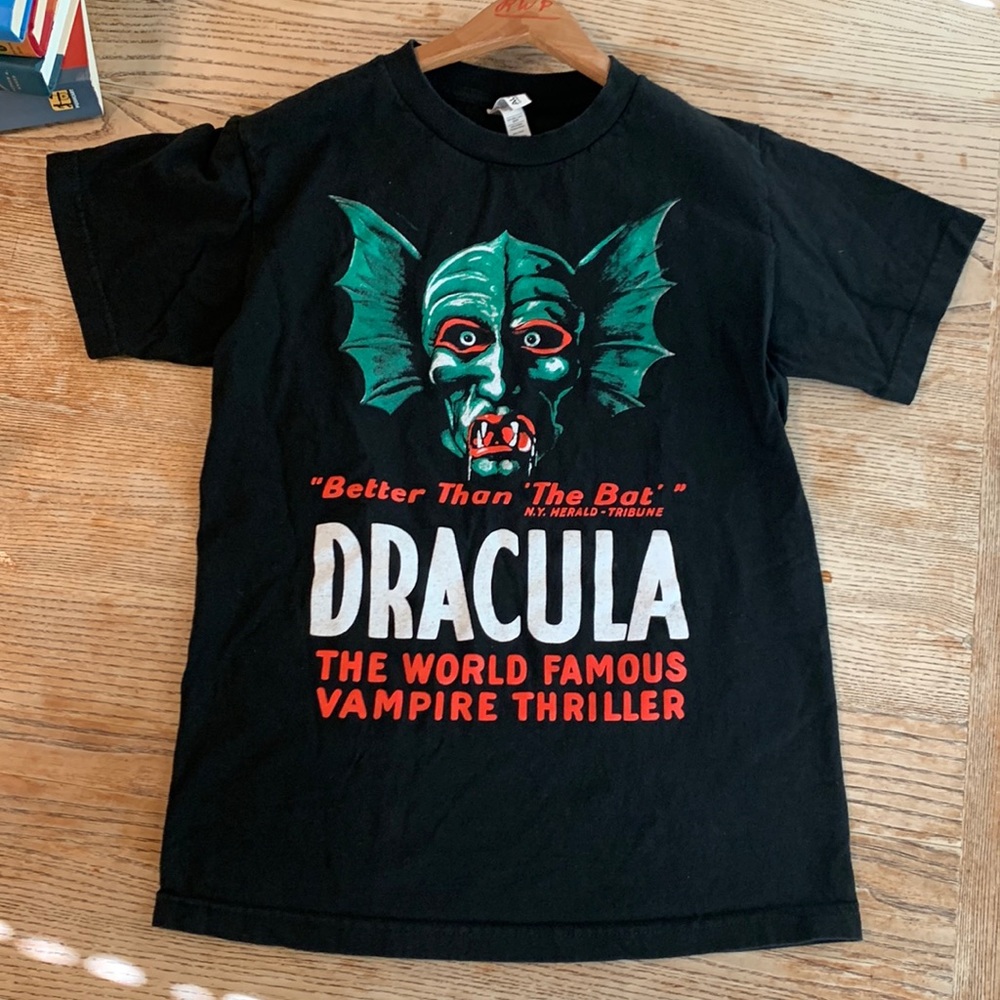 Vintage Kitsch Dracula Horror t-shirt, size S halloween